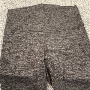 grey lululemon wunder under leggings